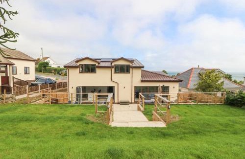 Benllech Casa | The Bay