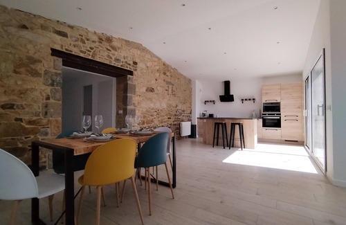 Morieux Casa | The Bay Stopover