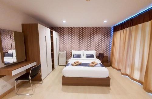 Ban Bang Saen Apartamento | The Beach Bangsaen Condo 327-23