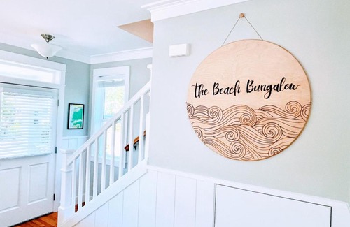 Nelscott Casa | The Beach Bungalow at Olivia Beach, Hot Tub and Outdoor Summer Pool, sleeps 6