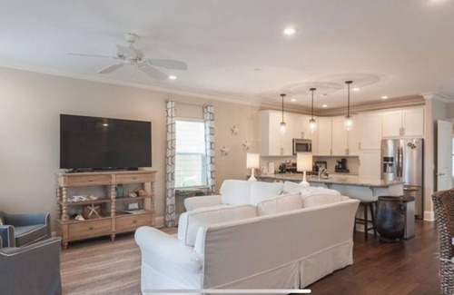 Gulfview Heights Casa | The Beach Calls