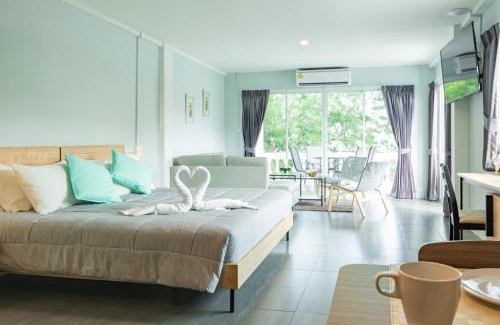 Cha-am Hotel | THE BEACH CHA AM Suites
