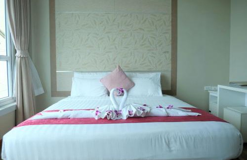 Pattaya Bay Hotel | The Beach Front Resort, Pattaya