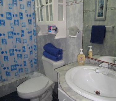 Campamento Pinones Casa | The Beach Guesthouse