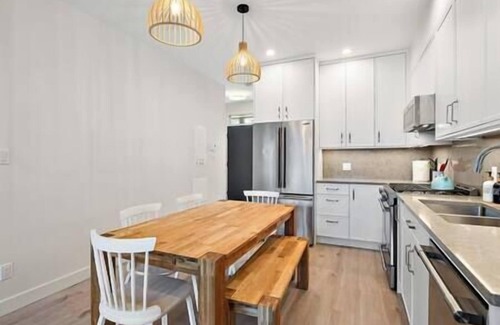 Black Creek Apartamento | The Beach House at Saratoga: Oceanfront Escape