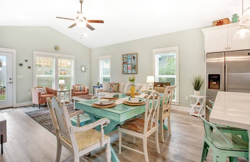El Centro Beach Casa | The Beach is Calling... Rest. Relax. Recharge. 300 Meters To The Beach!