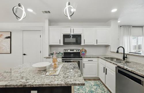 Plano Apartamento | The Beach Oasis In Dallas, Pool & Sauna
