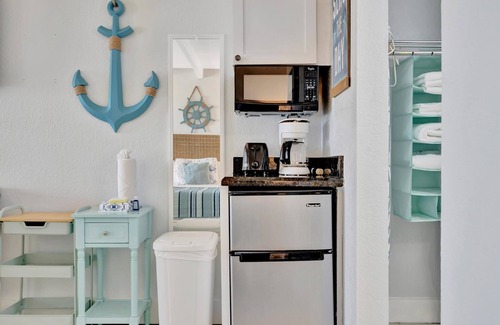 Ruskin Apartamento | The Beach! | Pool, Hot Tub, Gym, Game Room, Tennis