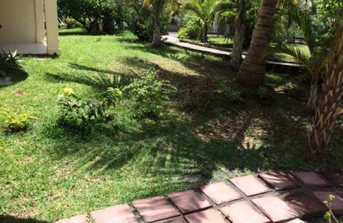Centre de Flacq Villa | LA PLAYA VILLA PALMAR