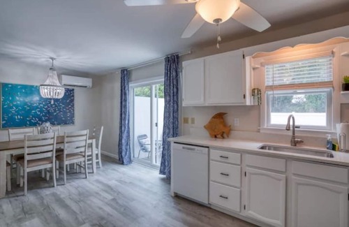 Lewes Casa | The BeachPlumA Retreat -2BR Home in Lewes, Mins to Beach w/ backyard and grill