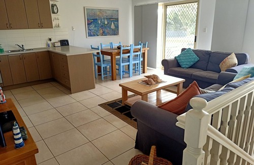 Pottsville Casa | The BeachsideTownhouse
