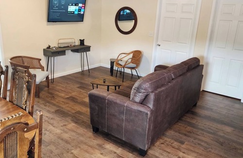 Bluewell Apartamento | The Bear Den Hatfield-McCoy Trails