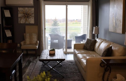 Saskatoon Apartamento | The Bear Den on Lowe
