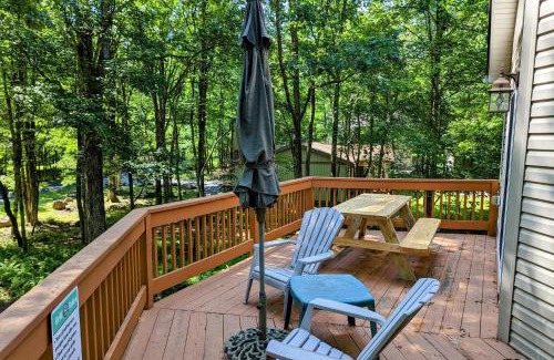 Albrightsville Chalet De Esquí | The Bear Foot Lodge by AvantStay Game Room Deck BeachLake Access