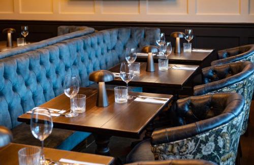 Bath Hotel | The Bear