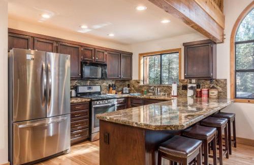 Truckee Casa | The Bear's Lair House