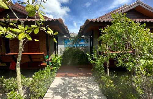 Chalong Chalet De Esquí | The Beatles Lagoon
