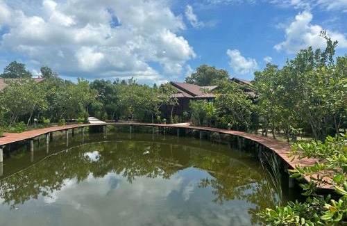 Chalong Chalet De Esquí | The Beatles Lagoon