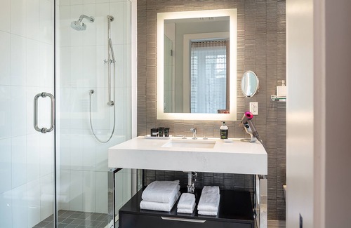 Downtown Hotel | The Beatrice