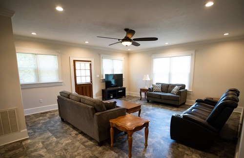 Turkey Casa | The Beautiful Gray House, 4 Bedroom Historic Bungalow