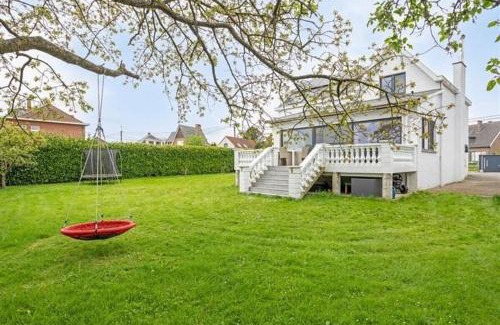 Kortenberg Casa | The Beautiful White Villa