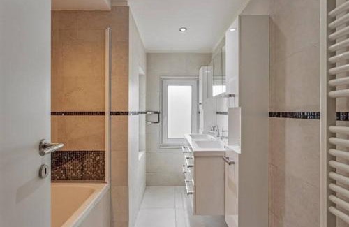 Kortenberg Casa | The Beautiful White Villa