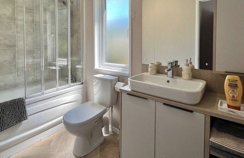 Carnforth Cabina | 2 bedroom accommodation in Carnforth