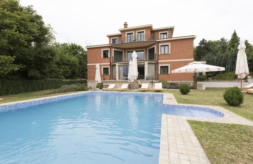 Zvezdara Villa | Las colinas de Belgrado Vila