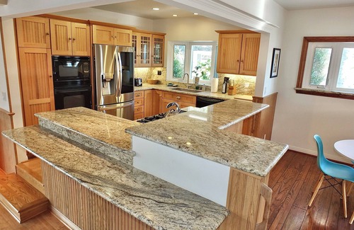 Belmont Park Casa | The Belmont Beach Bungalow | Pool & Hot tub!