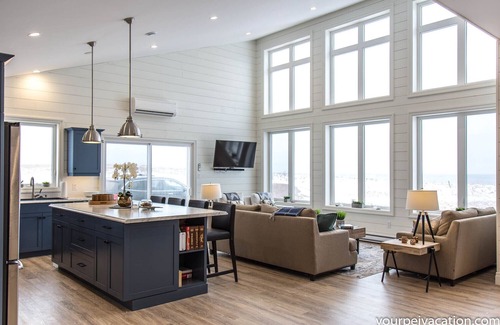 Sea View Casa | The Belvedere: lujo frente al mar, sala multimedia, Cousin's Shore Beach, AC