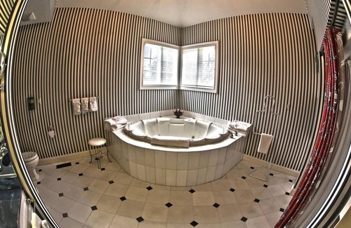 Aurora Hotel | The Bertram Inn & Conf Ctr Trademark Collection by Wyndham
