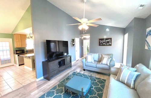 Jacksonville Casa | The Best Getaway Friends & Family Hangout!