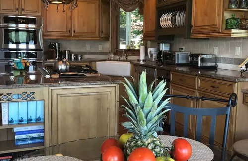 Greenwood Lake Casa | The Best Lake House
