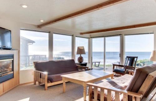 Gleneden Beach Casa | The Best Little Beach House on the Oregon Coast!
