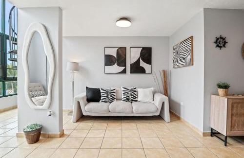 Mediania Alta Apartamento | The Best PentHouse In Aquatika Pool Front