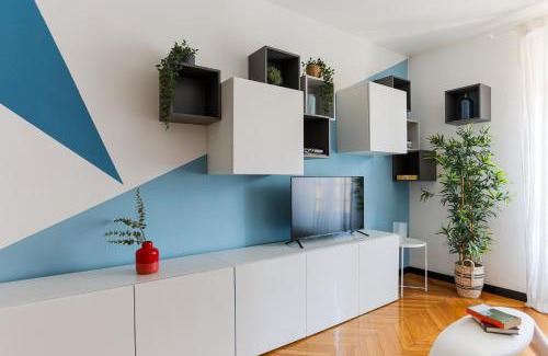 Gioia Apartamento | The Best Rent - Colorful Apartment in Central Station