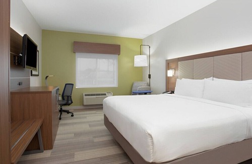Amarillo Casa | The Best Vacation Room w/ Thoughtful Amenities!