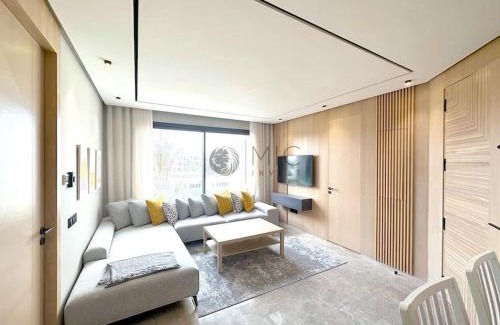 La Corniche Apartamento | The Besty Ocean Suite-By Ayla Stay