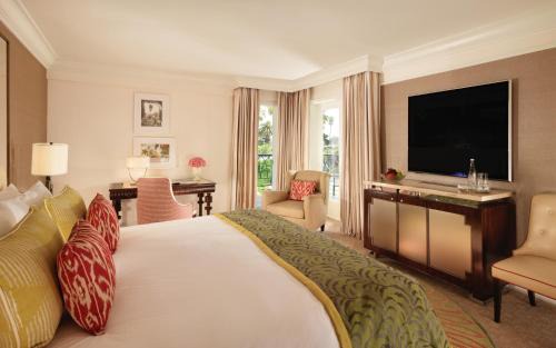 Beverly Hills Hotel | The Beverly Hills Hotel - Dorchester Collection