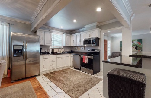 Green Hills Casa | El Beverly Hills de Nashville, Green Hills hogar cerca de todo sin escaleras