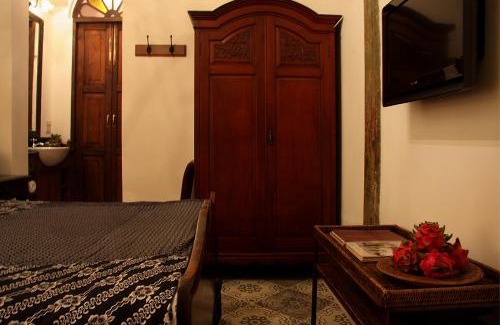 San Chao Pho Suea Cama Y Desayuno | The Bhuthorn Bed & Breakfast