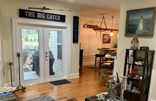Darien Casa | The Big Catch @ the 19th Hole