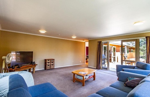Raetihi Casa | The Big Chill - Raetihi Holiday Home