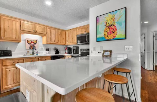 Ocean Isle Beach Casa | The Big Kahuna 6BR 4BA Luxurious Townhome on the Sand!