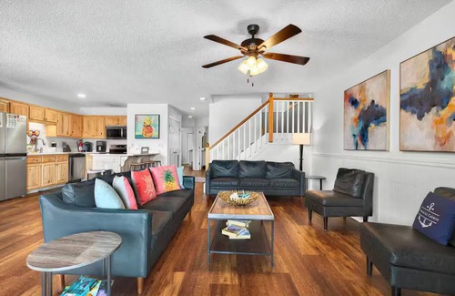 Ocean Isle Beach Casa | The Big Kahuna 6BR 4BA Luxurious Townhome on the Sand!