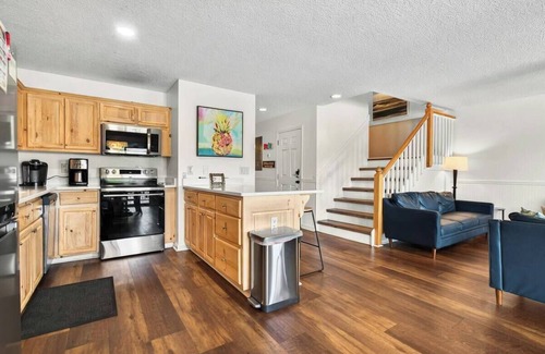 Ocean Isle Beach Casa | The Big Kahuna 6BR 4BA Luxurious Townhome on the Sand!