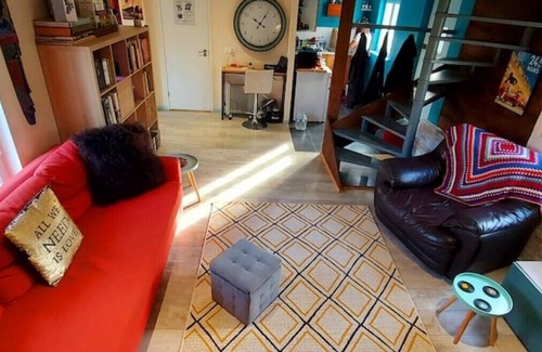Les Loges-Marchis Cabaña | Vrbo Property