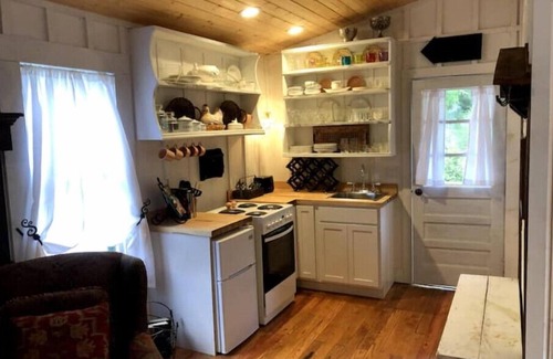 Cashiers Cabina | The Birch Cabin - Part of Cashiers Lake Cabins