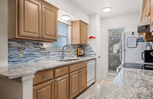 Sailhouse Condominio | The Birds and The Beach | Pet Friendly, Fishing!