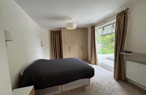 East Finchley Casa | The Bishop Retreat